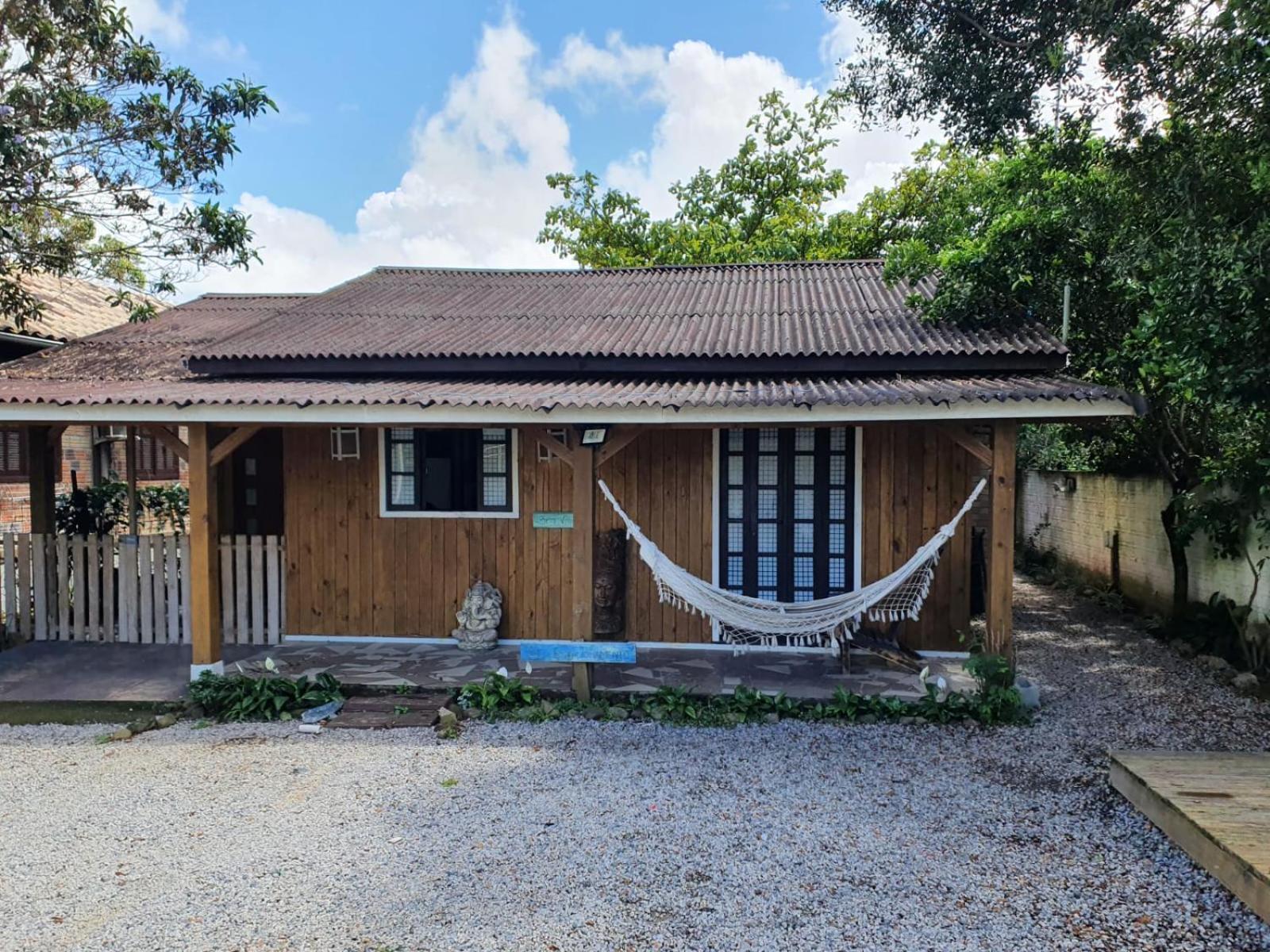 Rumah Pantai Pousada Praia do Rosa Exterior photo